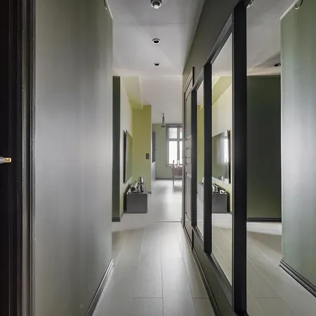 Casa Deluxe *